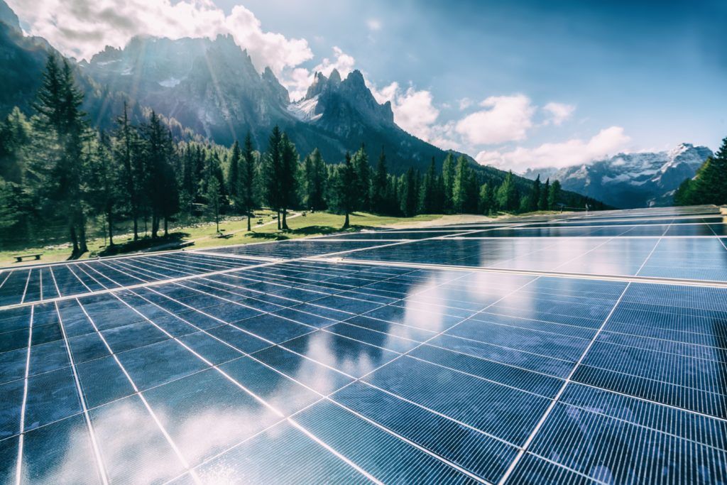 #TheGreenLifeWithLSA: How sustainable is the tech industry today? We investigate