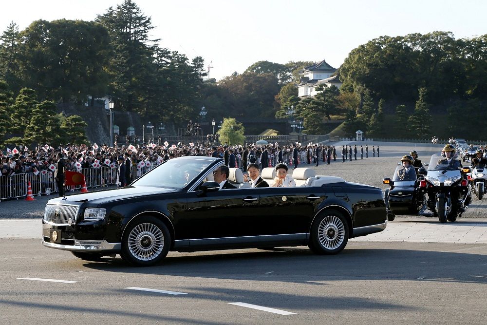 cars of royals Emperor Naruhito Toyota Century Royal