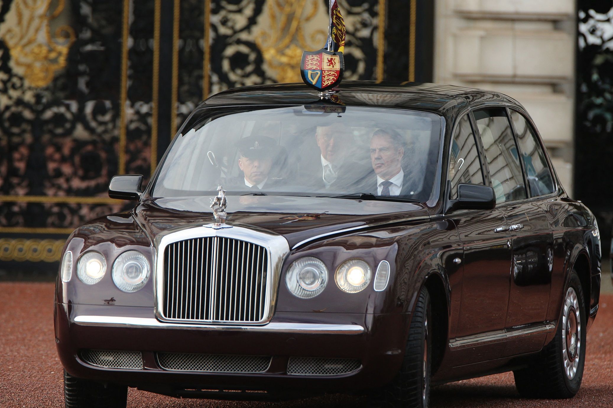 Queen Elizabeth Bentley State Limousine cars of royals