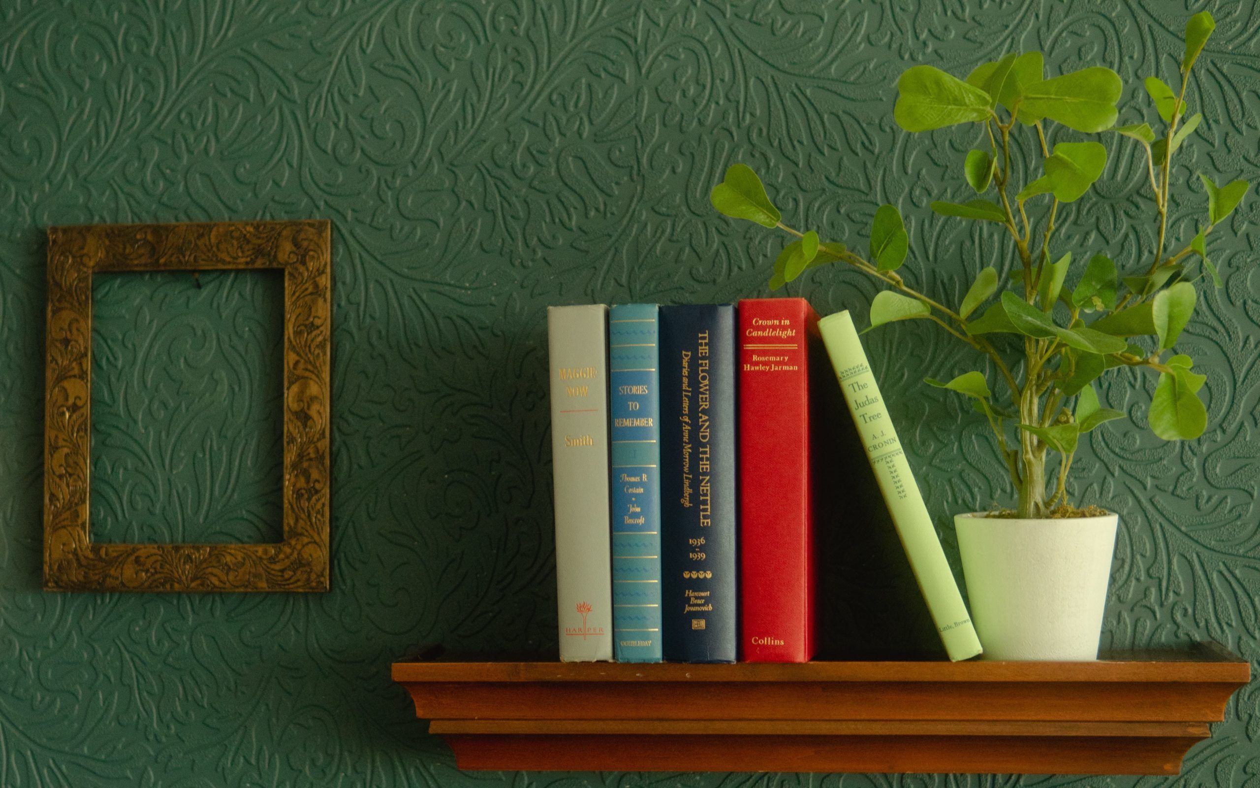 organise books