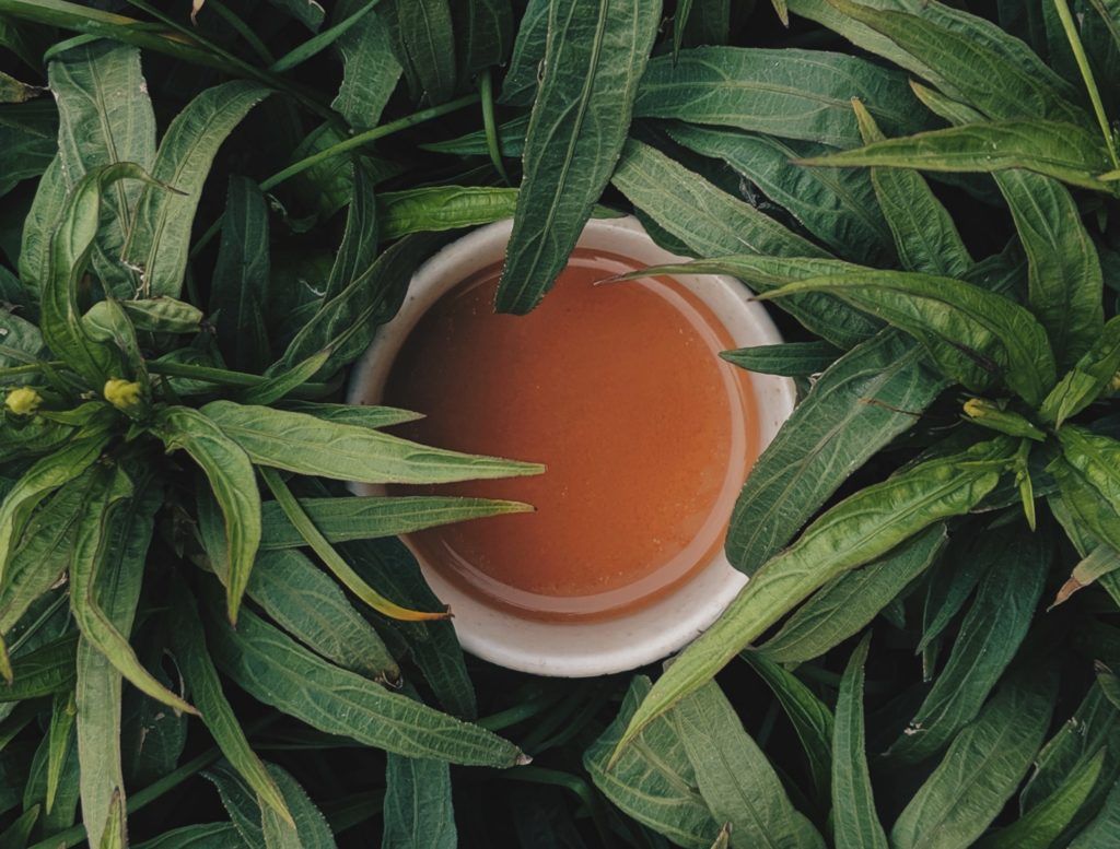 Powder, oils, bags: The hidden power of using tea in your beauty routine