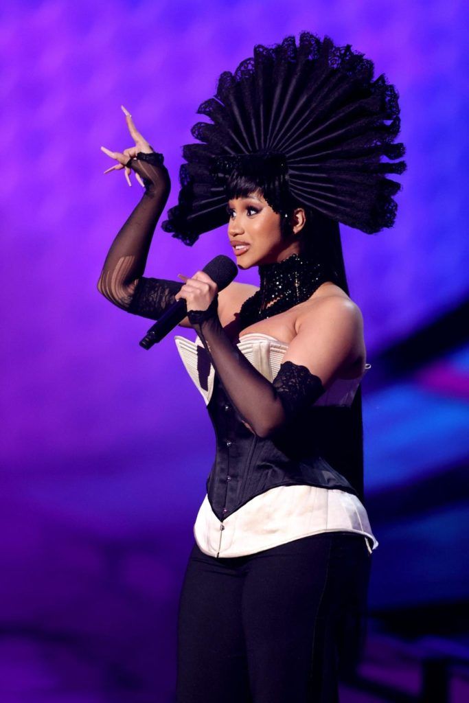 Our favourite looks from the 2021 American Music Awards (AMAs)