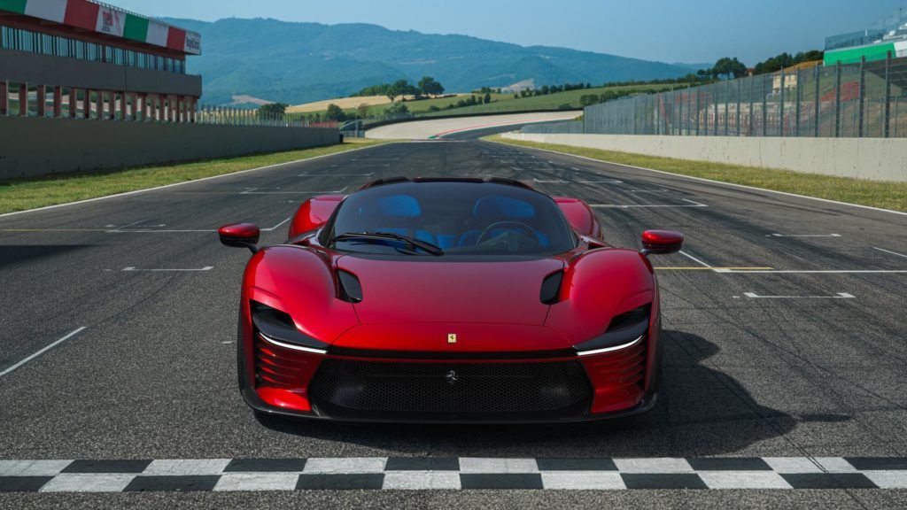 Ferrari’s 1967-inspired Daytona SP3 is an Italian racing nostalgia bomb