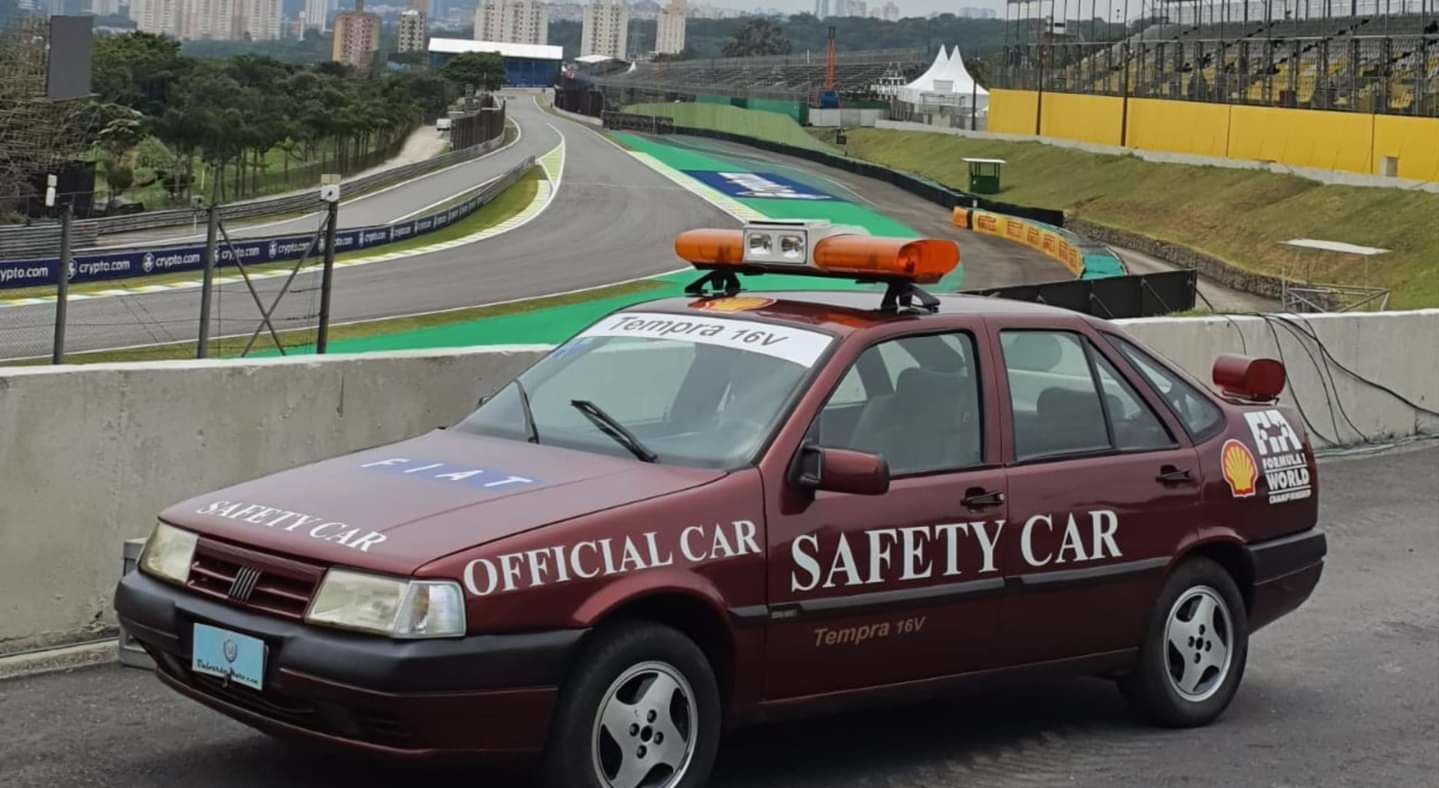 f1 safety car