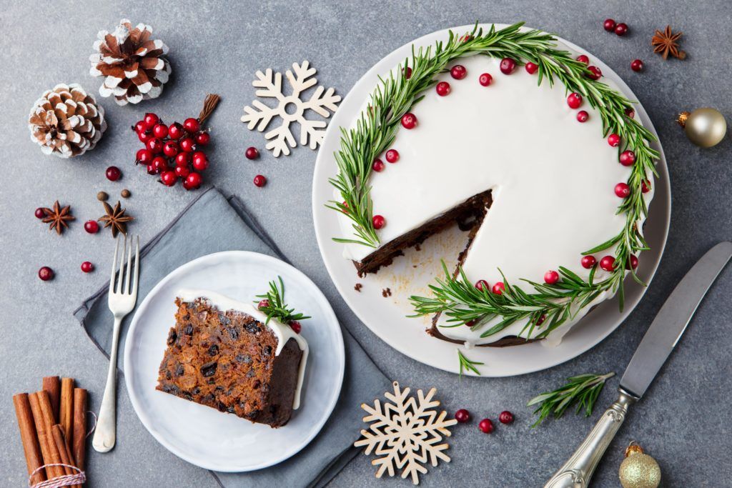 9 Christmas cake recipes to ‘sleigh’ your dessert game this winter