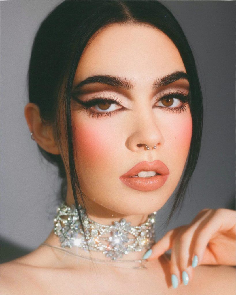 Get inspired by these head turning makeup looks for New Year's Eve