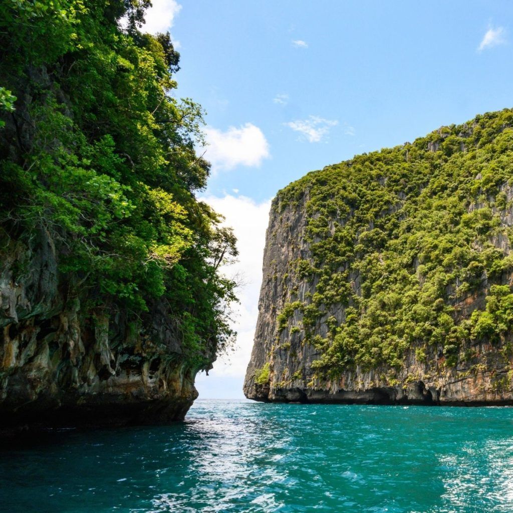 Thailand resumes Maya Bay for guests after more than 3 years