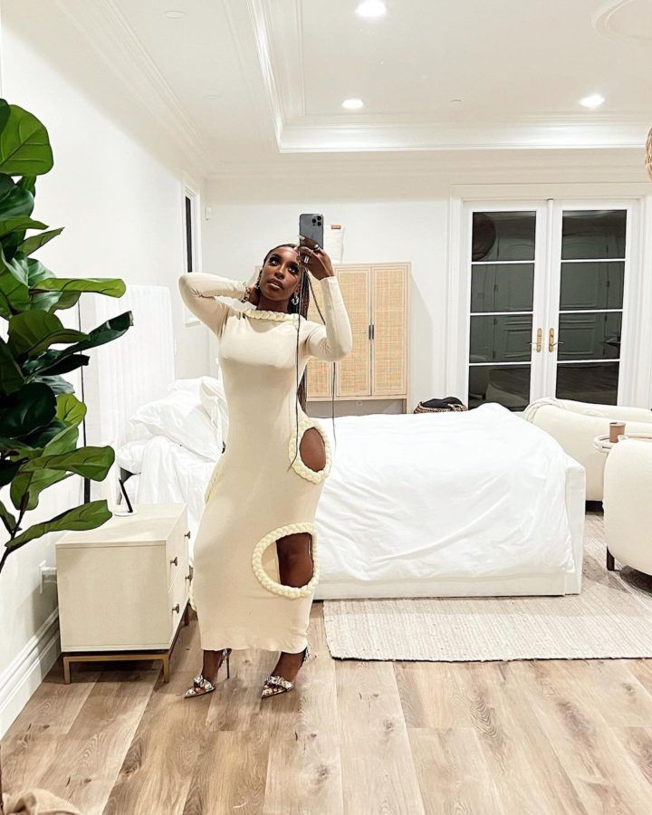 Dresses With Massive Holes Is The New Fashion Trend Everyone s Following dresses-with-massive-holes-is-the-new-fashion-trend-everyone-s-following