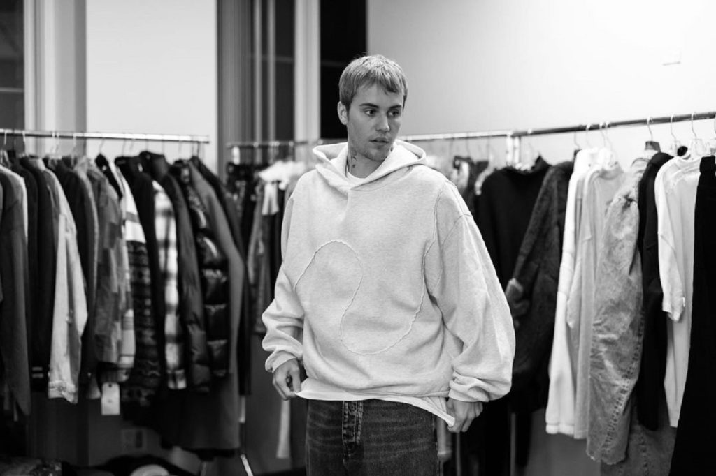 Justin Bieber purchases a Bored Ape Yacht Club NFT for 1.3 million dollars