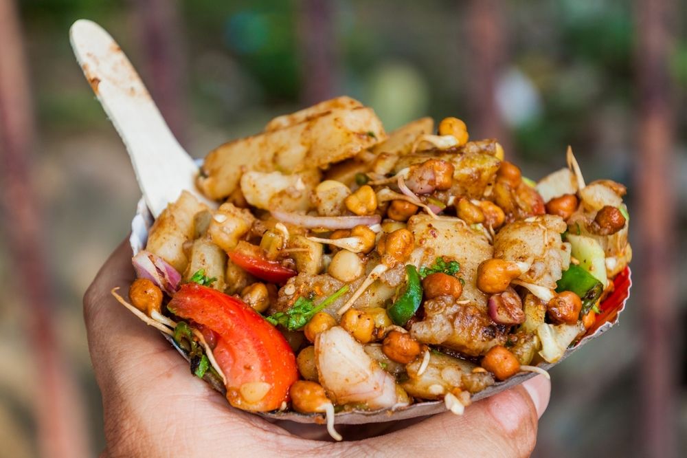 Ring in Saraswati Puja with these places serving the best street food in Kolkata