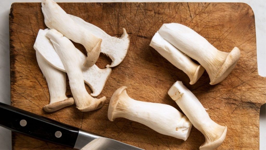 What does the king oyster mushroom taste like? Plus, everything else you need to know about this most unique delicacy