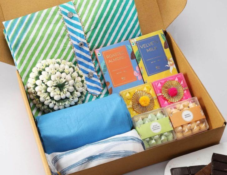IGP's Holi Attire Gift Box With Treats