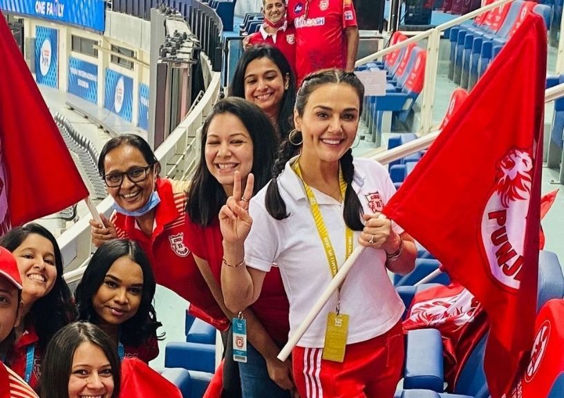 Abhishek Bachchan to Preity Zinta, Bollywood celebrities who own sports teams in India