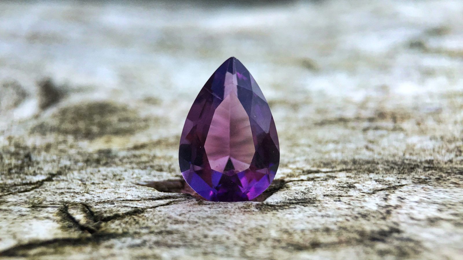 The World's Most Valuable (Prized) Gemstones – Jewelers Touch
