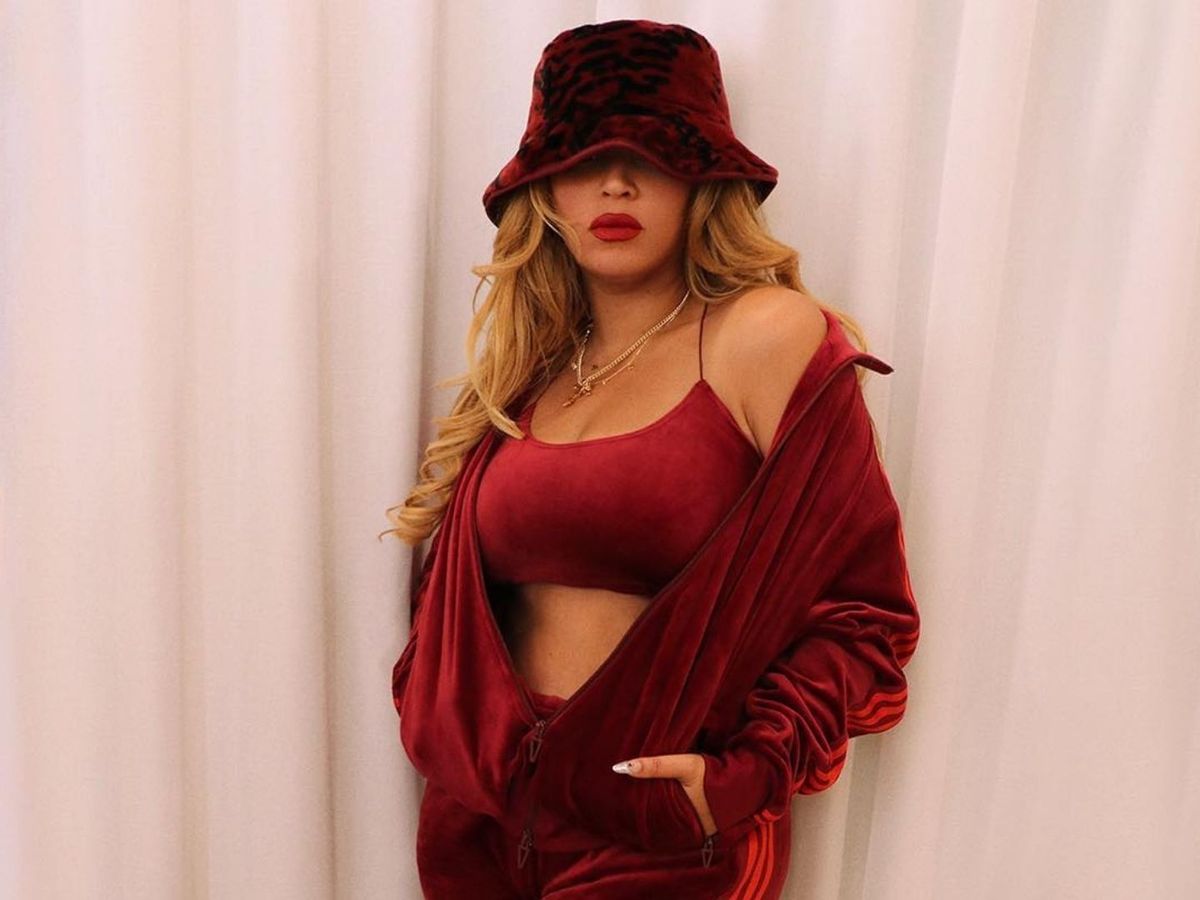 The Super Flattering Shapewear Celebrities Swear By For The Red