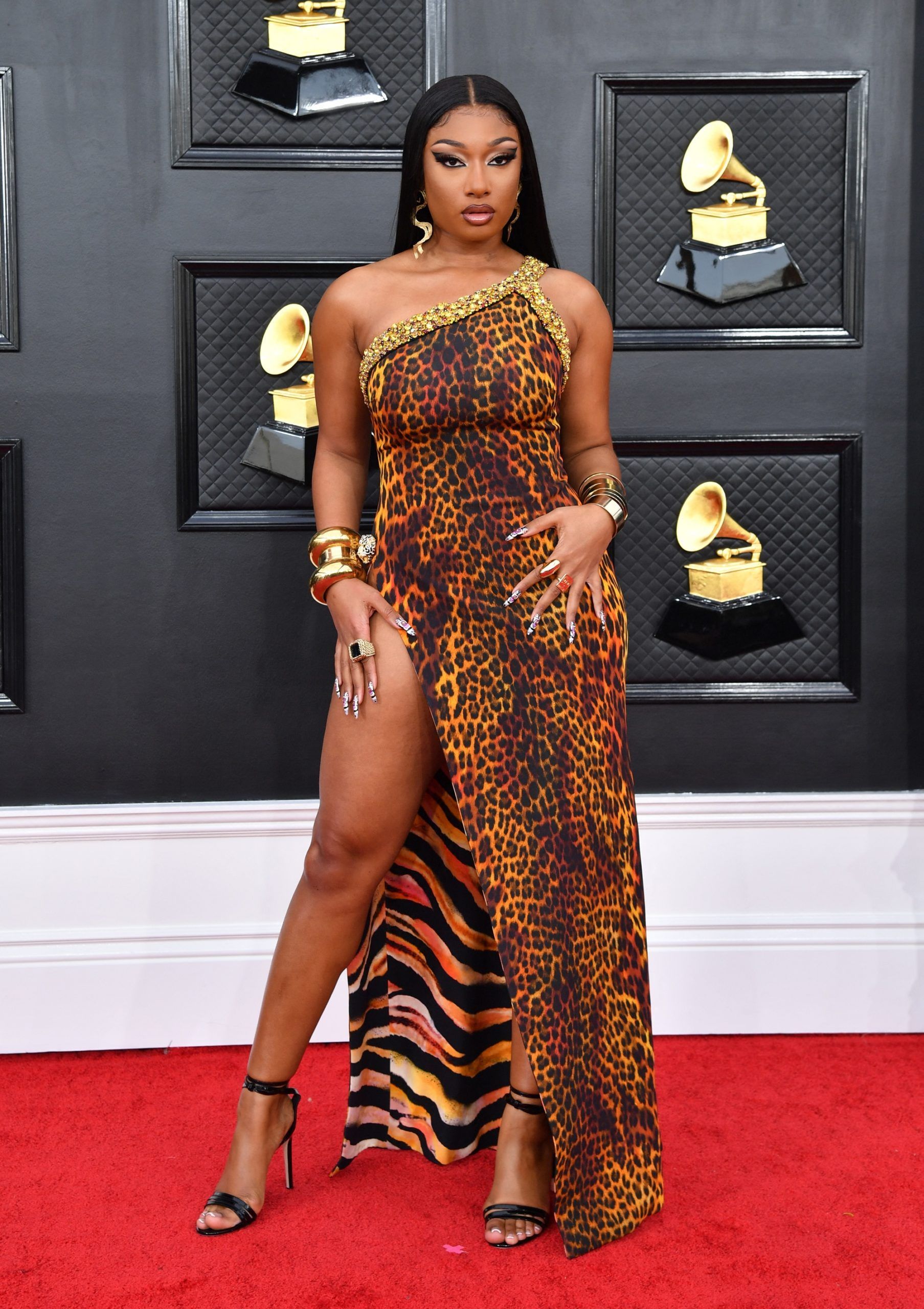 See the 12 Best-Dressed Celebrities at the 2022 Grammy Awards