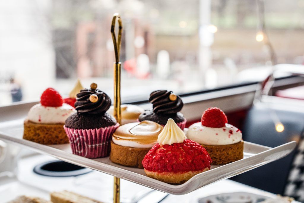 8 iconic dessert joints in Kolkata that are crowd-favourites for a reason