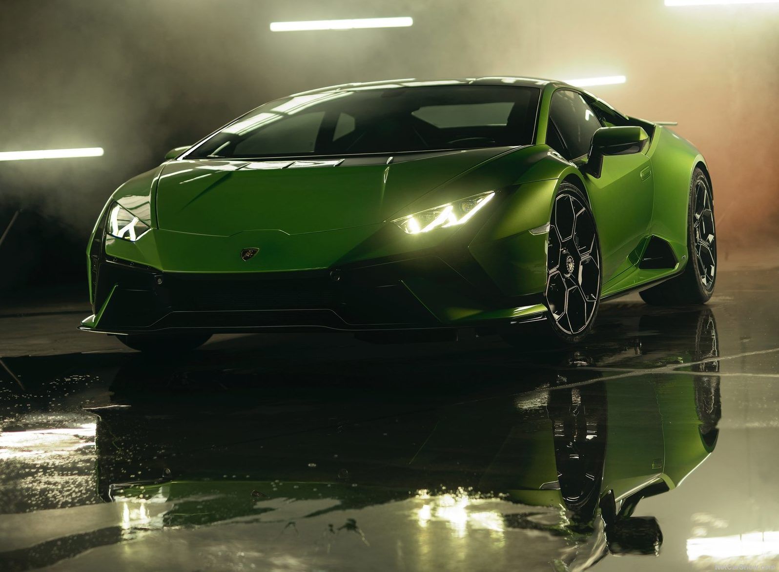 Lamborghini's 631-HP Tecnica is built for road and track