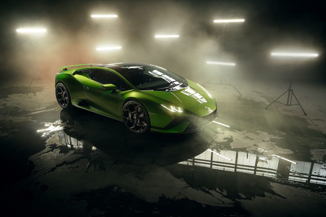 Lamborghini's 631-HP Huracan Tecnica is built for road and track