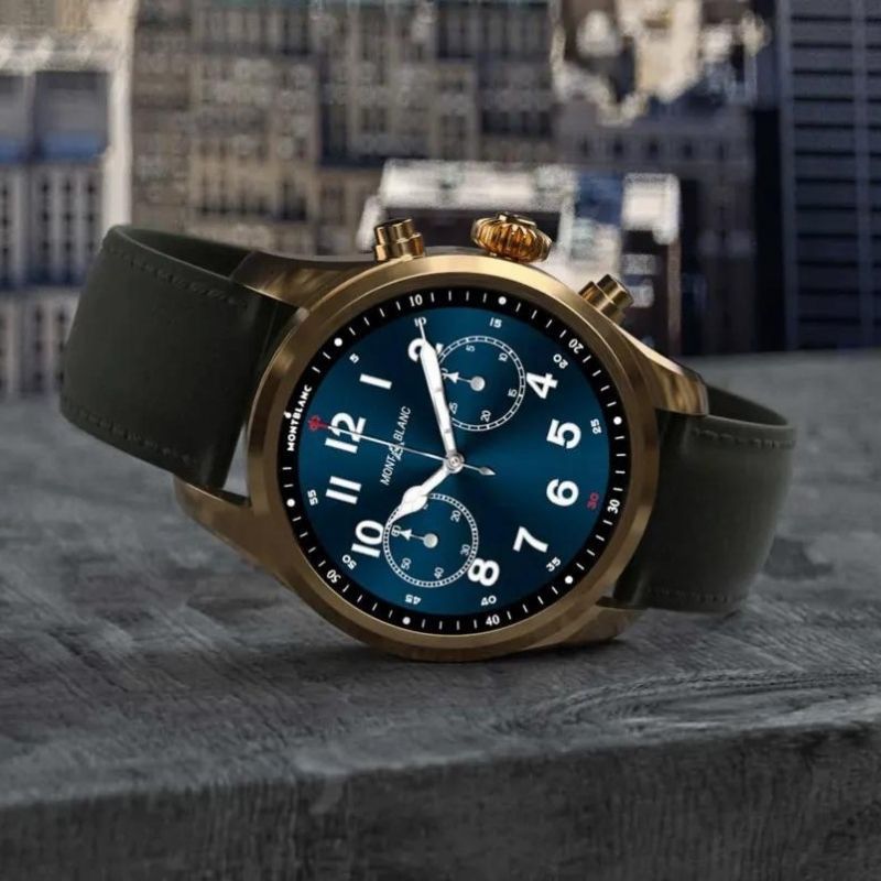 Connected Luxury Smartwatches