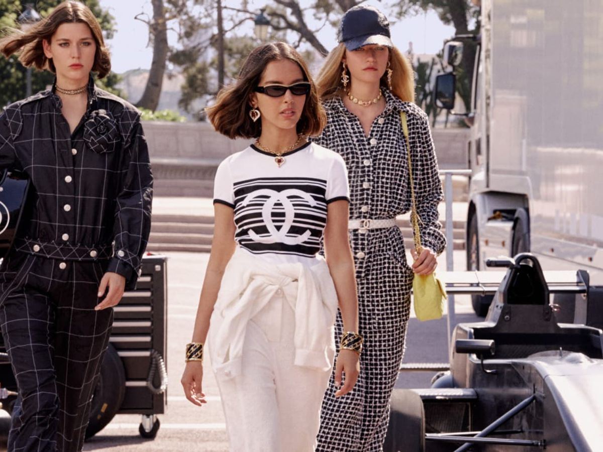 gaze upon the chanel cruise 2022 23 campaign