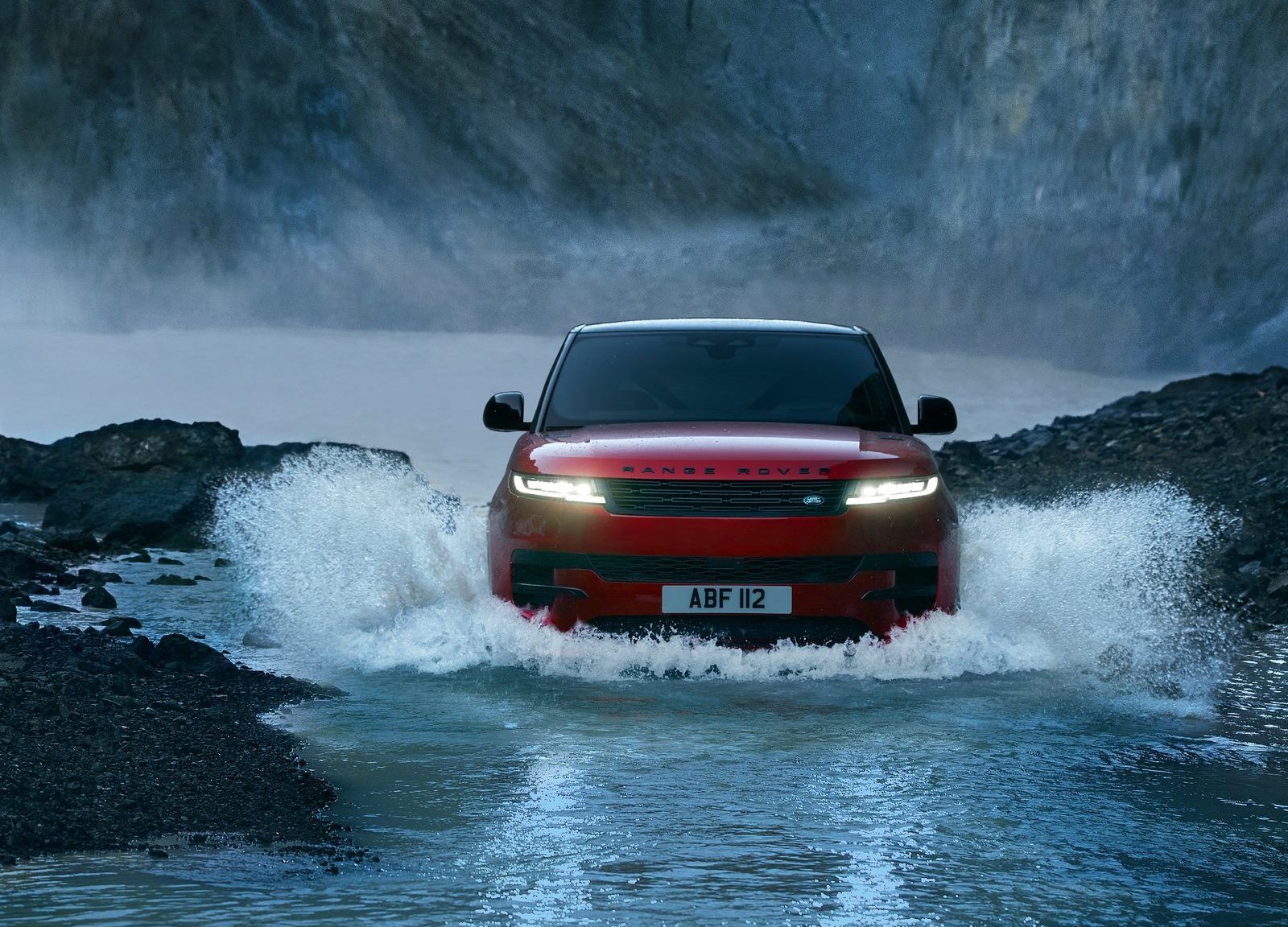 2023 Range Rover Sport: Absolutely regal, longer wheelbase, more suave