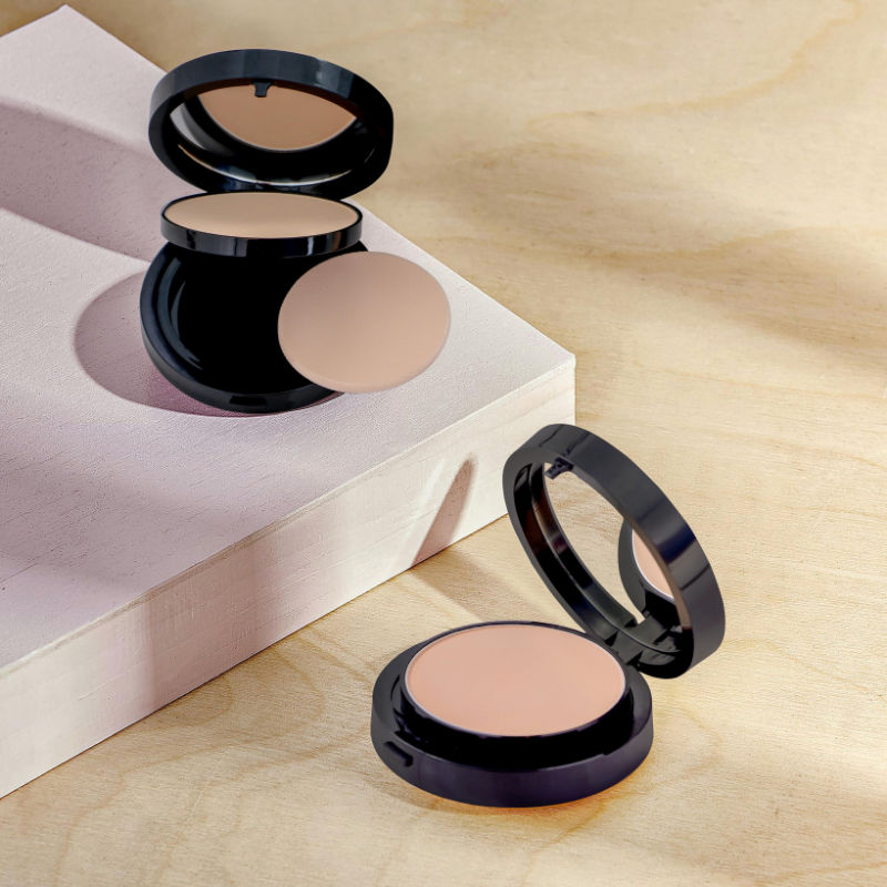 Powder sunscreens: Your secret weapon for seamless SPF reapplication