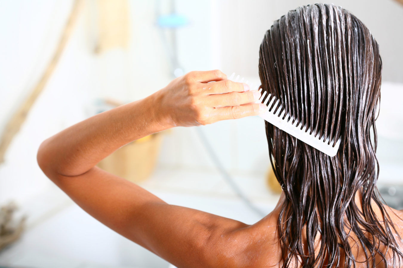 Give you hair an extra dose of moisture with these leavein conditioners