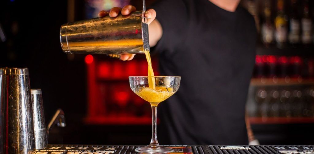 You don’t have to pay service charge when eating at restaurants anymore