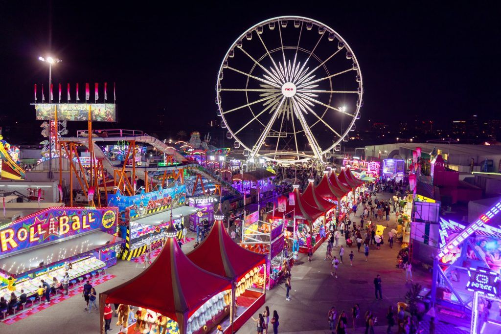 The Wonder Carnival in Gurugram is all about mouth-watering food and fun rides