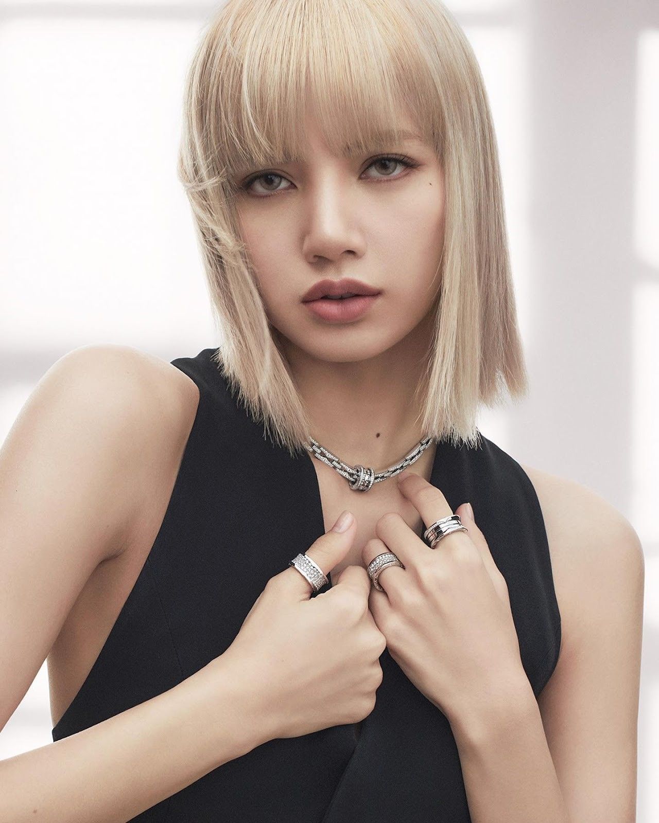 Expensive things owned by Lisa: Bulgari necklace