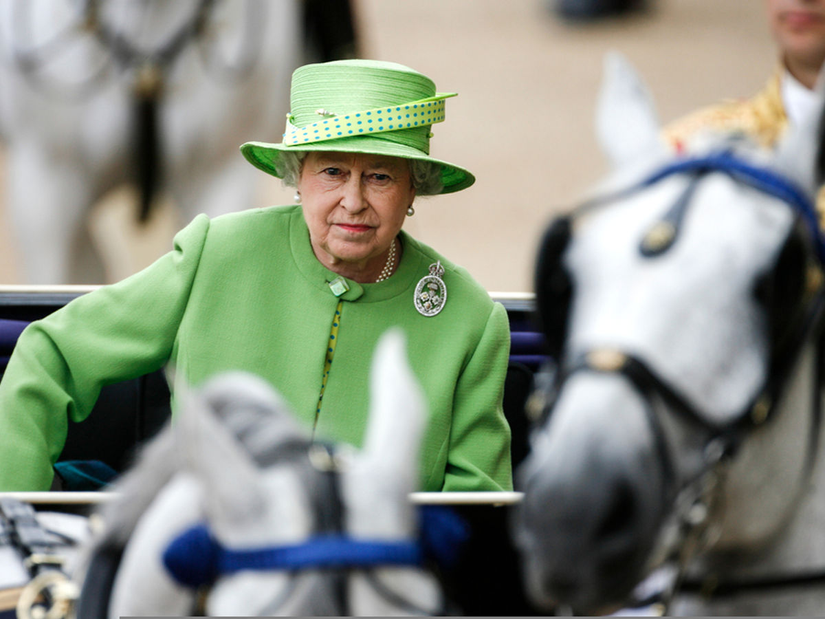 70 Best Royal Hats in History - Most Memorable Royal Family Fascinators