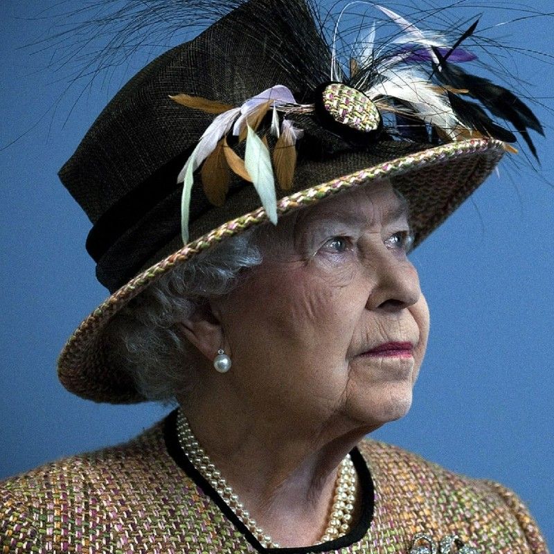 From Sex Pistols to ‘The Simpsons’: The queen in pop culture
