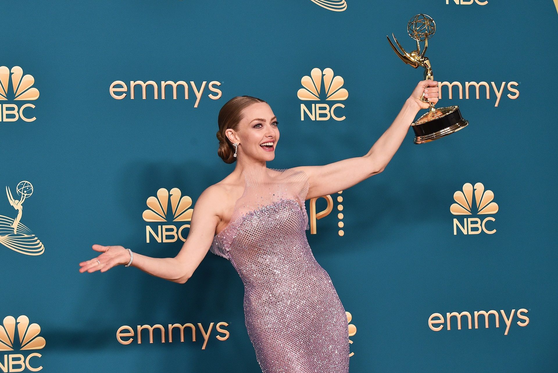 Amanda Seyfried Emmy Awards 2022