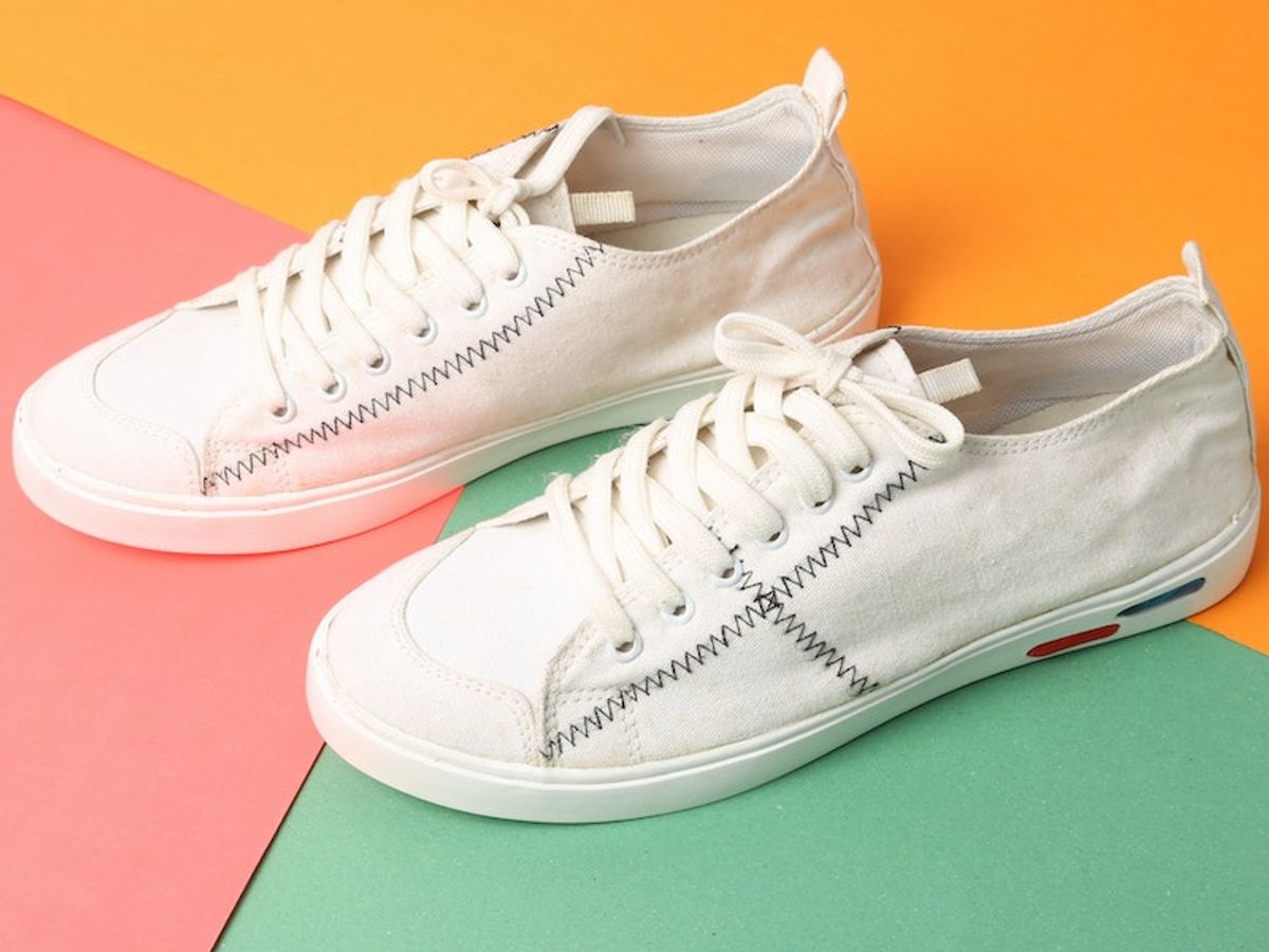 Buy White Leather Sneakers For Men Online In India At Best Price Offers