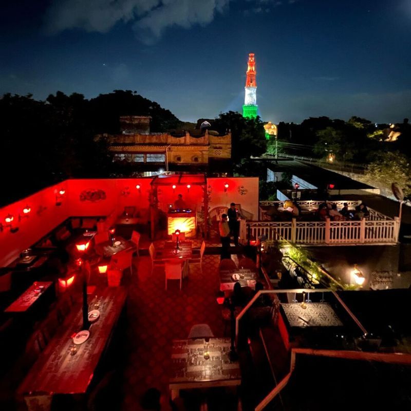 11-rooftop-restaurants-in-delhi-for-the-perfect-views