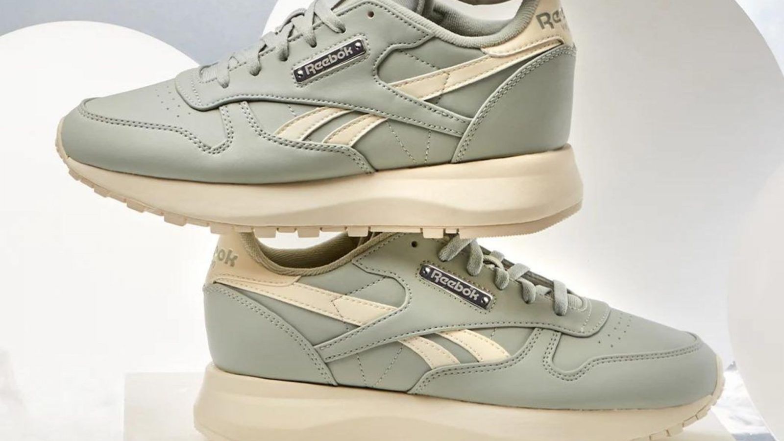 Reebok on sale classic unisex