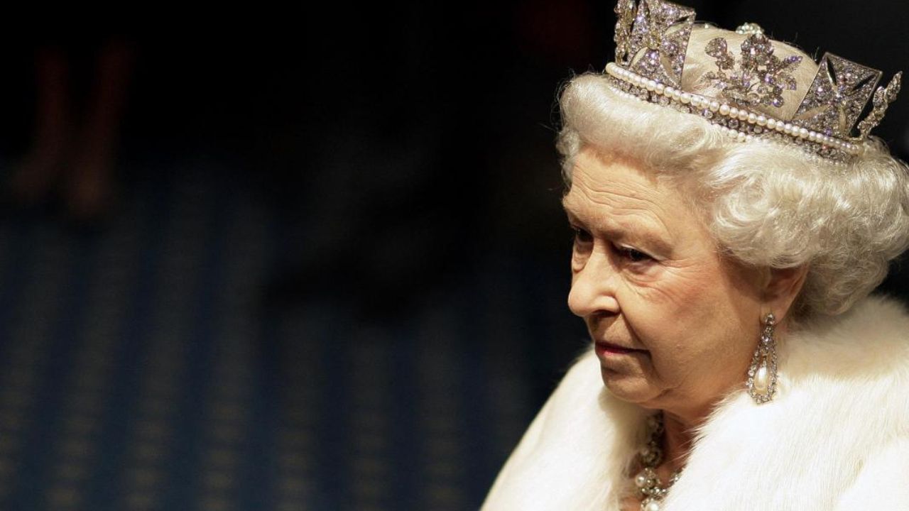 Queen Elizabeth II Owns 200 of the Same Handbag