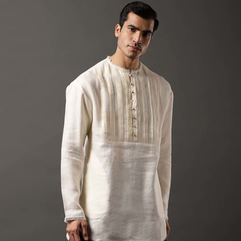 Voguish Diwali outfits for men to buy this festive season
