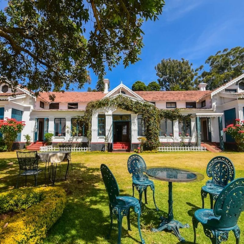Book these hotels for your next vacation and enjoy a Bollywood-like stay