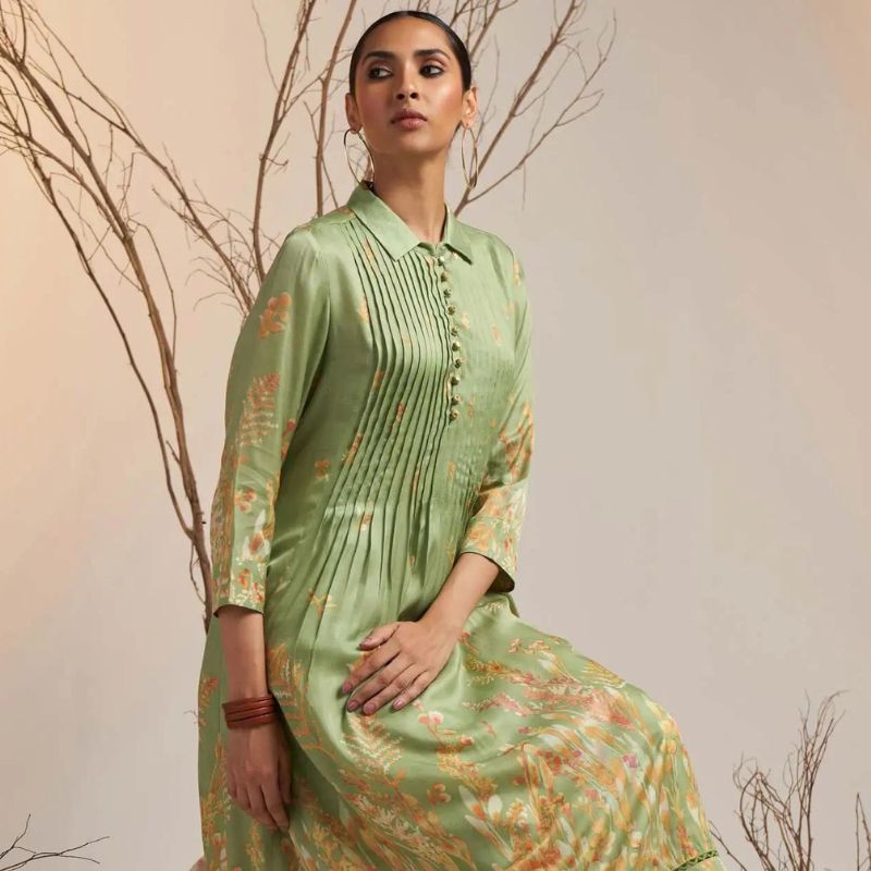 Be a head turner with these beautiful ethnic Diwali dresses for women