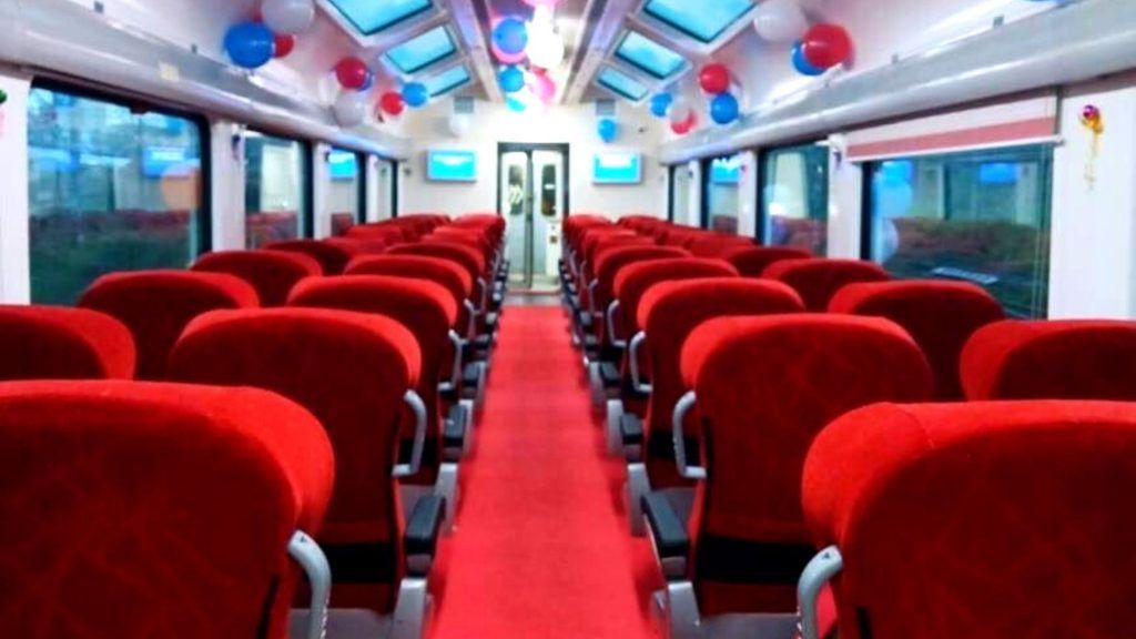Vistadome coach