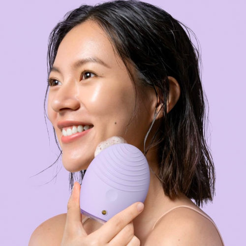 Grab these facial cleansing brushes to achieve the skin of your dreams
