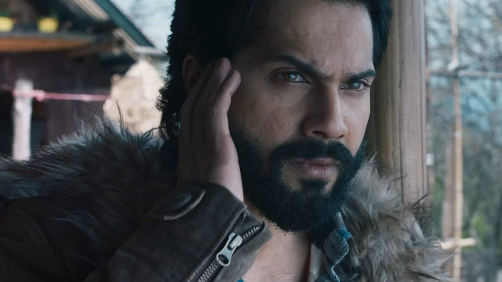 Bhediya Trailer Varun Dhawan Plays A Werewolf In This Horror Comedy