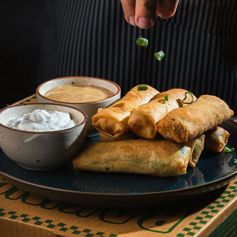 Get great food in Delhi post midnight to satiate your hunger pangs