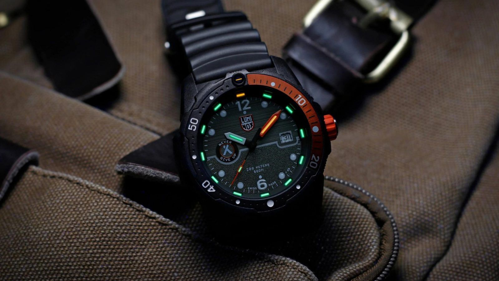 Sports watches for men who love a smart-casual look