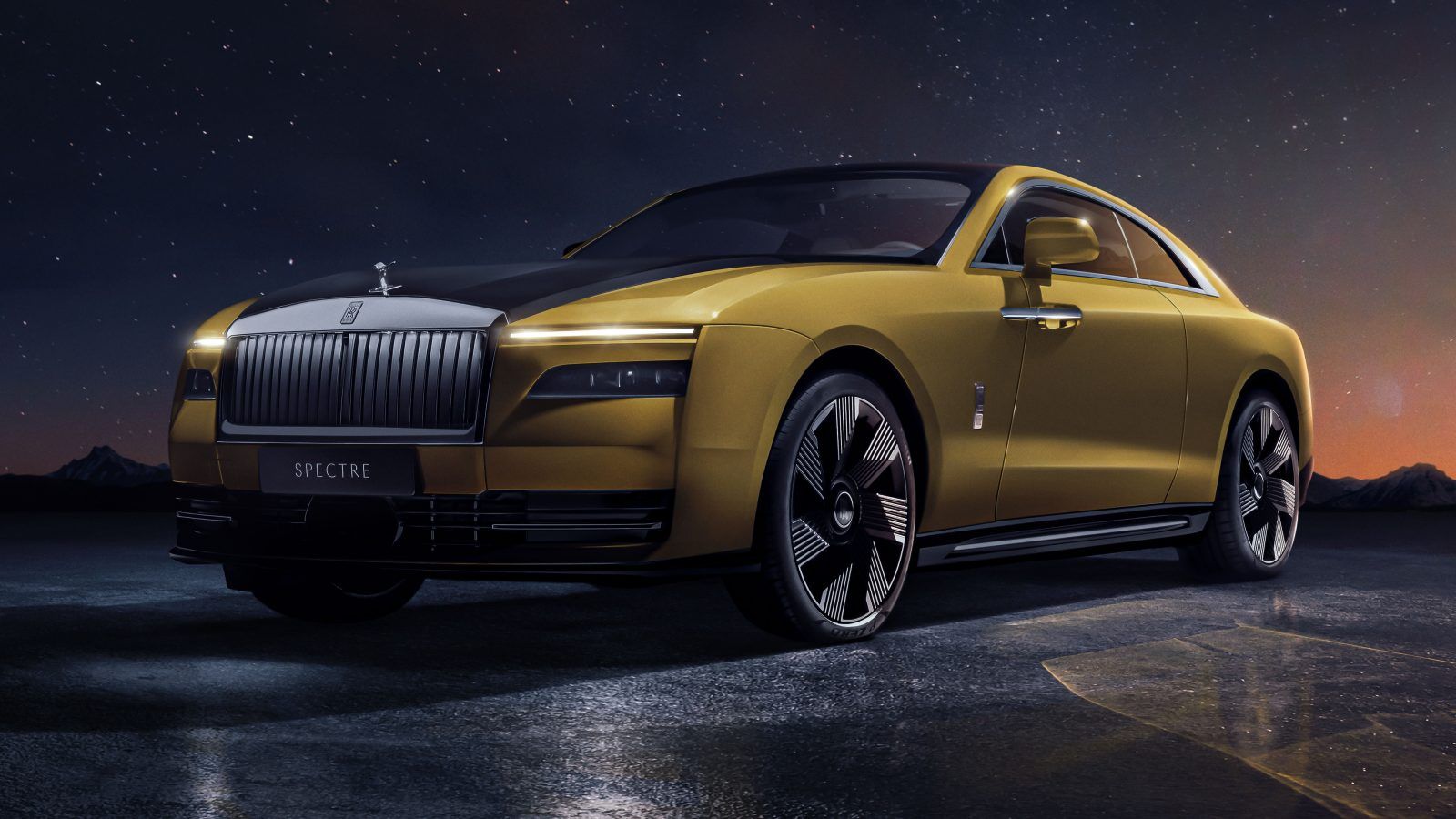 Rolls-Royce's electric reign begins with the ultra-luxe 2023 Spectre