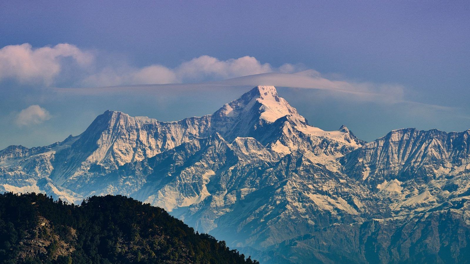 10 Iconic Destinations That Define the Hill Station in India