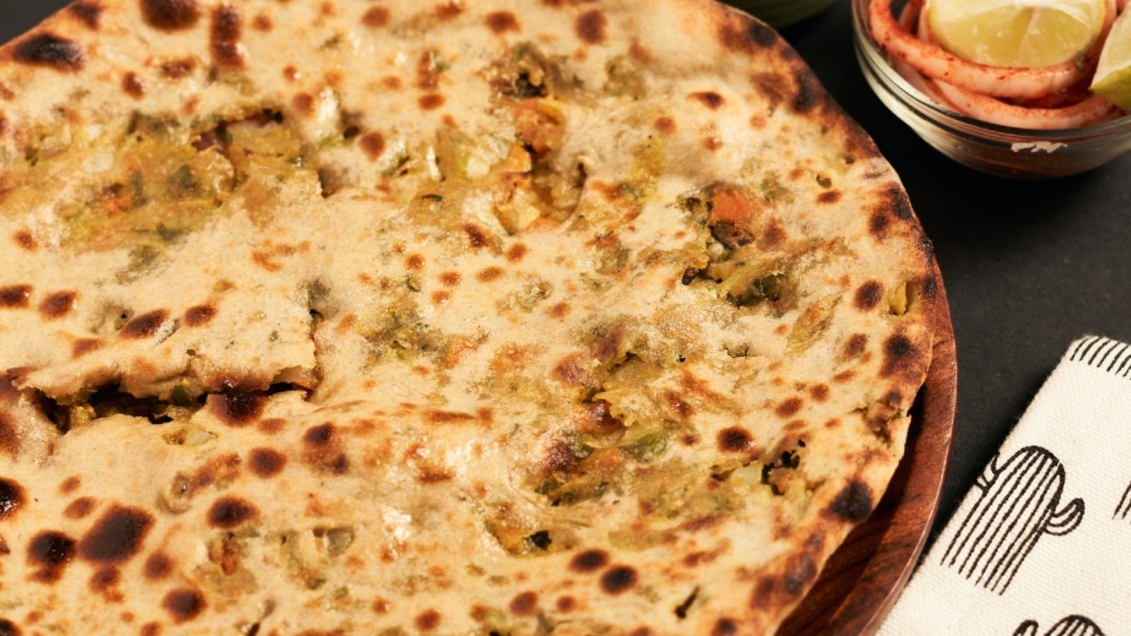 676 Paratha Stock Photos, High-Res Pictures, and Images - Getty Images