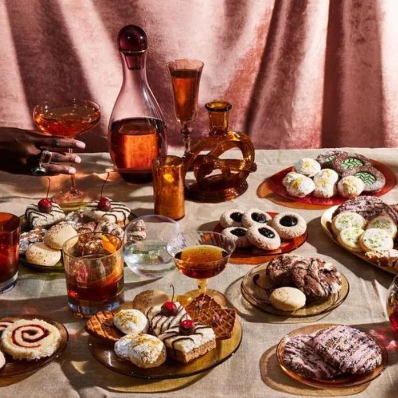 These cookies inspired by cocktails go from the bar to the cookie jar
